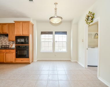 20735 Park Pine Drive - Photo Thumbnail 8