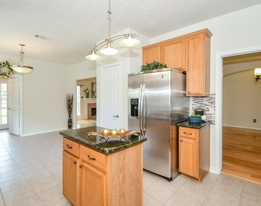 20735 Park Pine Drive - Photo Thumbnail 4