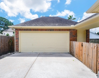 20735 Park Pine Drive - Photo Thumbnail 40