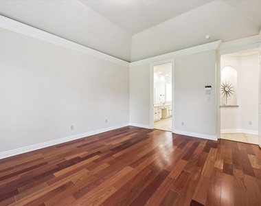 2210 Bywater Drive - Photo Thumbnail 29