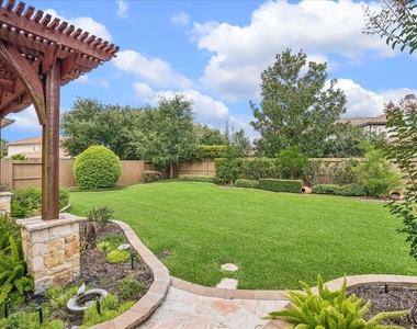 2210 Bywater Drive - Photo Thumbnail 21