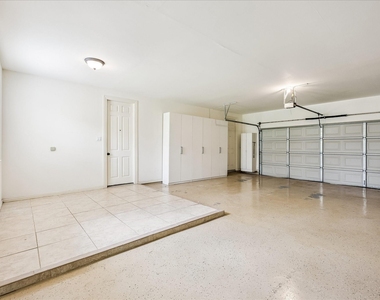 2210 Bywater Drive - Photo Thumbnail 46