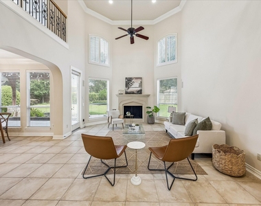 2210 Bywater Drive - Photo Thumbnail 11