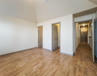 21919 S Werrington Way - Photo Thumbnail 5