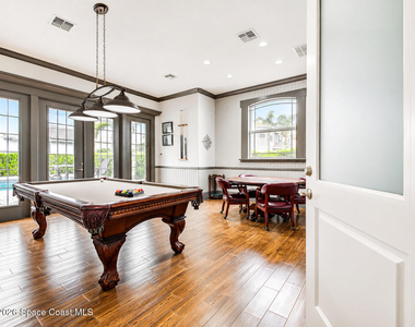 1800 Noel Place - Photo Thumbnail 25