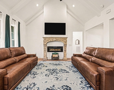 444 Mill Road - Photo Thumbnail 4