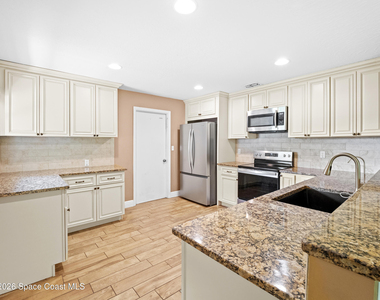 3725 Laurette Road - Photo Thumbnail 11