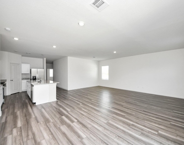 10307 Malta Trace Drive - Photo Thumbnail 7