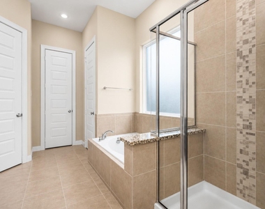 22503 Miramar Bend Drive - Photo Thumbnail 17