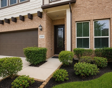 22503 Miramar Bend Drive - Photo Thumbnail 3