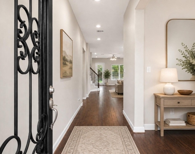 22503 Miramar Bend Drive - Photo Thumbnail 4