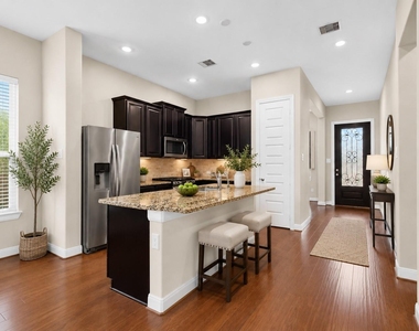 22503 Miramar Bend Drive - Photo Thumbnail 8