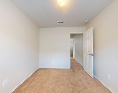 16510 Mandate Drive - Photo Thumbnail 38