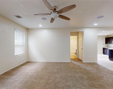 16510 Mandate Drive - Photo Thumbnail 6