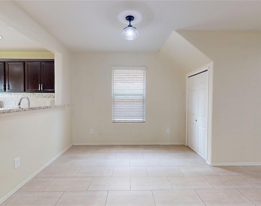16510 Mandate Drive - Photo Thumbnail 8