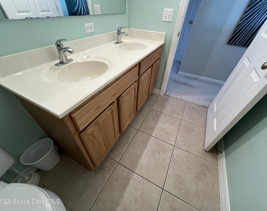 4620 Elena Way - Photo Thumbnail 20