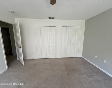 4620 Elena Way - Photo Thumbnail 14
