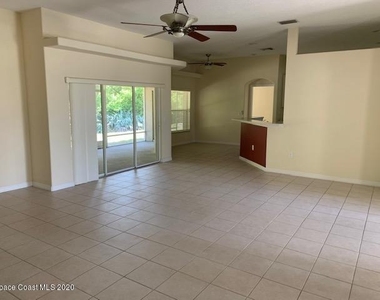 329 Chennault Lane - Photo Thumbnail 3