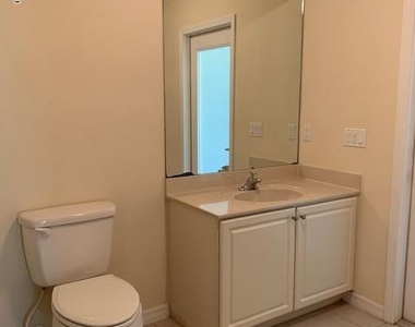 329 Chennault Lane - Photo Thumbnail 15