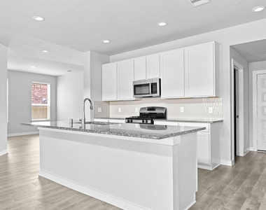5419 Sunstone Circle - Photo Thumbnail 8