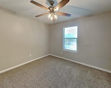 3431 W Rainmill Drive - Photo Thumbnail 13