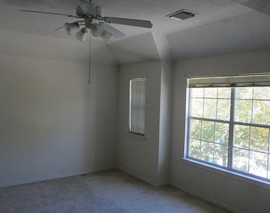 199 W Stedhill Loop - Photo Thumbnail 8