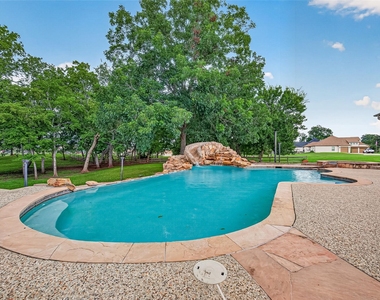 4011 Westerdale Drive - Photo Thumbnail 35