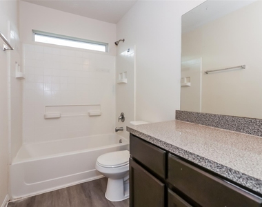 5435 Latta Plantation Lane - Photo Thumbnail 11