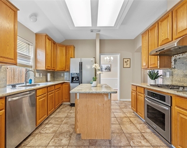8619 Bridge Park Drive - Photo Thumbnail 15