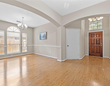 8619 Bridge Park Drive - Photo Thumbnail 8