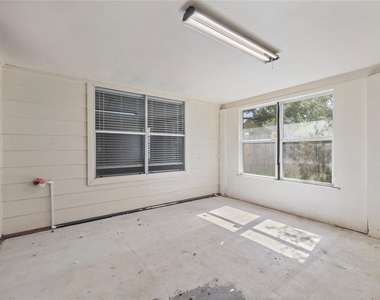 8619 Bridge Park Drive - Photo Thumbnail 30