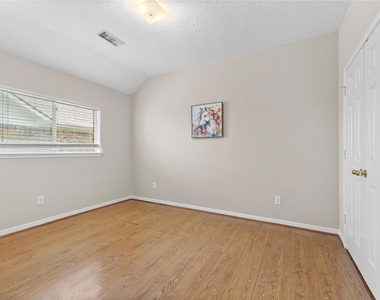 8619 Bridge Park Drive - Photo Thumbnail 23