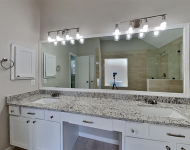 10406 Comanche Springs Court - Photo Thumbnail 10