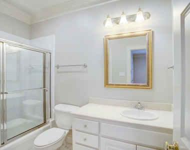 1809 W Clay Street - Photo Thumbnail 17