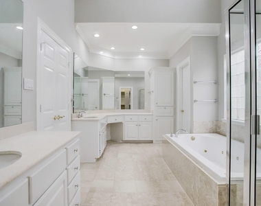 1809 W Clay Street - Photo Thumbnail 13