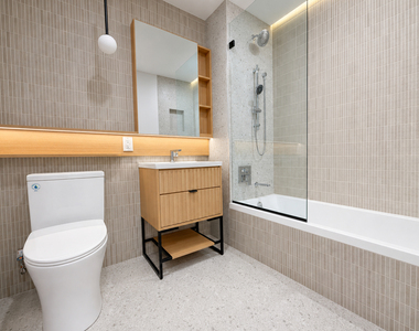 104 Fleet Place - Photo Thumbnail 7