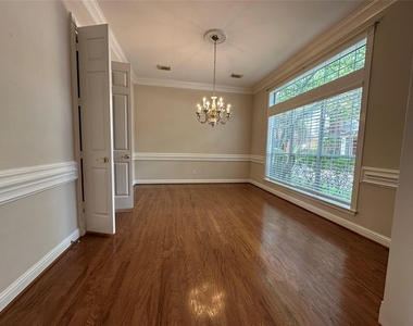 17 Ambleside Crescent Drive - Photo Thumbnail 11