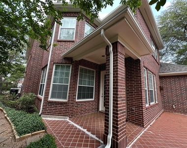 17 Ambleside Crescent Drive - Photo Thumbnail 24