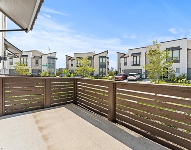 16514 Lake Austin Street - Photo Thumbnail 7