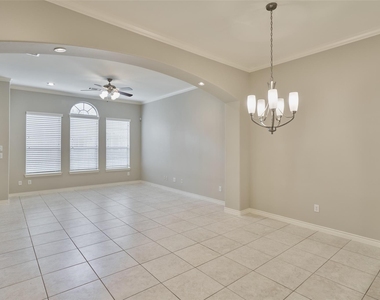 2738 Misty Heath Lane - Photo Thumbnail 10