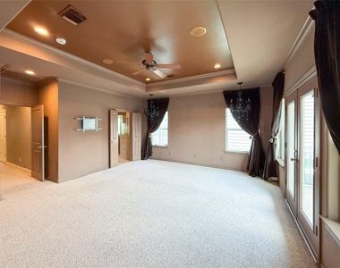 621 Hartman Street - Photo Thumbnail 22
