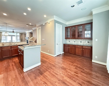 621 Hartman Street - Photo Thumbnail 10