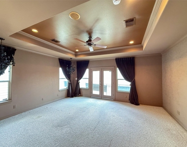 621 Hartman Street - Photo Thumbnail 20