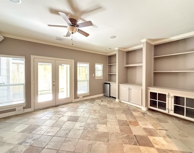 621 Hartman Street - Photo Thumbnail 5