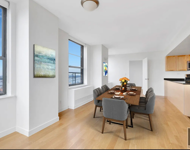 West 87th Street - Photo Thumbnail 2