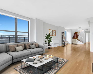 West 87th Street - Photo Thumbnail 1