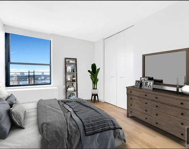 West 87th Street - Photo Thumbnail 4