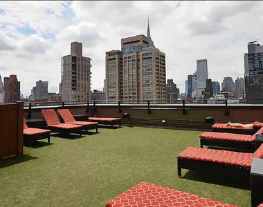 East 39th Street - Photo Thumbnail 4
