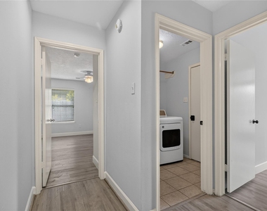 7206 Glen Rosa Drive - Photo Thumbnail 9
