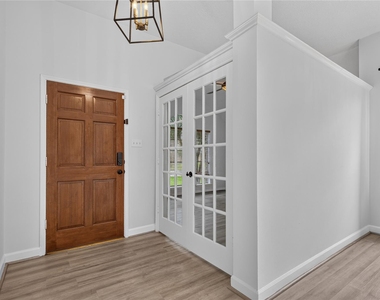 7206 Glen Rosa Drive - Photo Thumbnail 4
